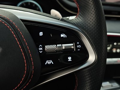 2021 Genesis GV70 — миниатюра 24