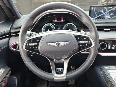 2021 Genesis GV70 — миниатюра 19