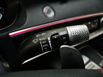 2021 Genesis GV70 — миниатюра 31