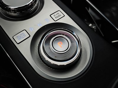 2021 Genesis GV70 — миниатюра 12