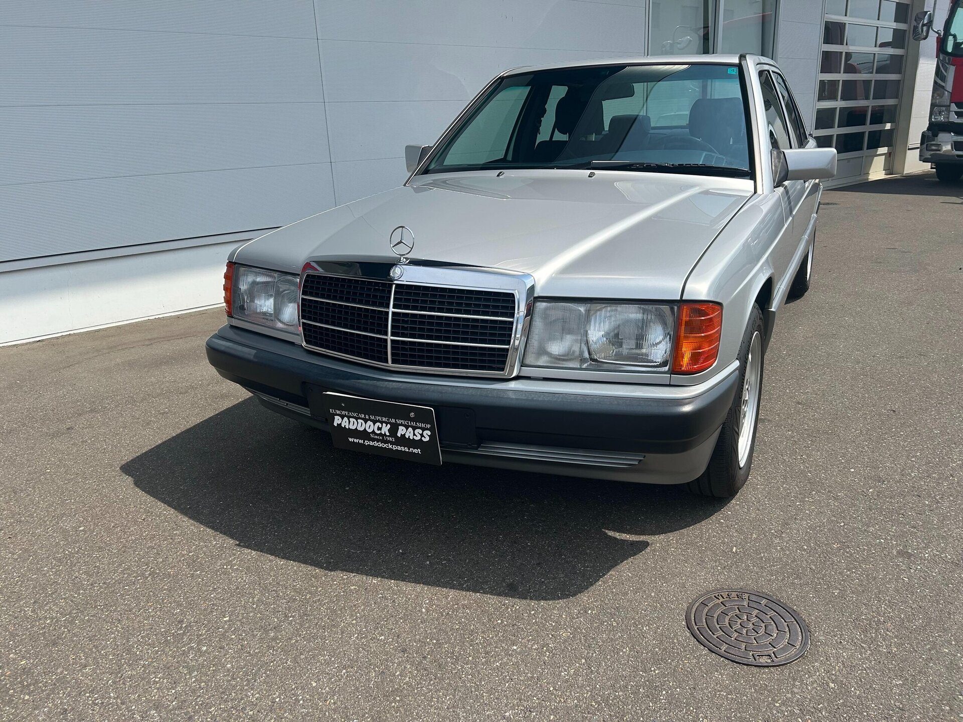 MERCEDES-BENZ 190 - View 1