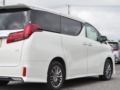 TOYOTA ALPHARD - 10