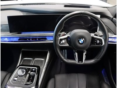 2023 BMW 7 SERIES — фото 9