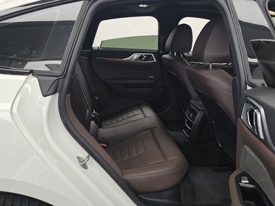 2024 BMW I4 — миниатюра 18
