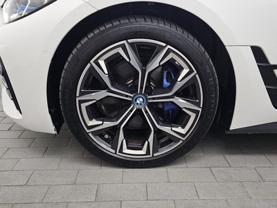 2024 BMW I4 — фото 6