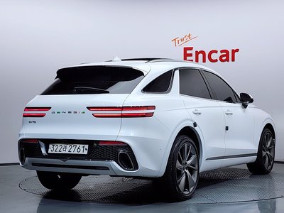 صورة 3 لـ 2021 Genesis GV70