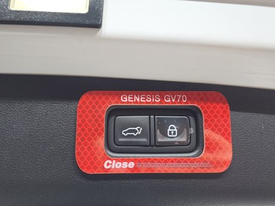 صورة مصغرة 25 لـ 2021 Genesis GV70