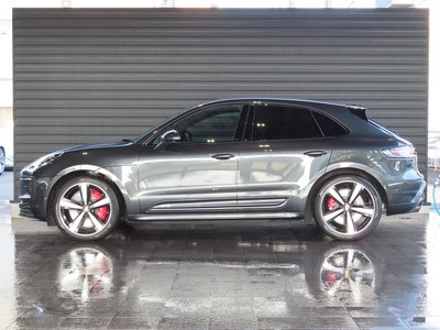 2025 Porsche MACAN 照片 8