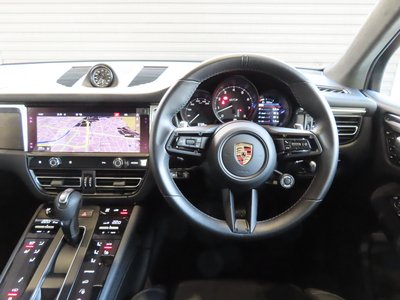 2025 Porsche MACAN — миниатюра 42