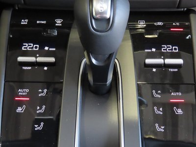 2025 Porsche MACAN — миниатюра 79