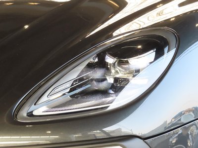 2025 Porsche MACAN 照片 7