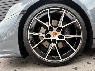 PORSCHE 911 - 4