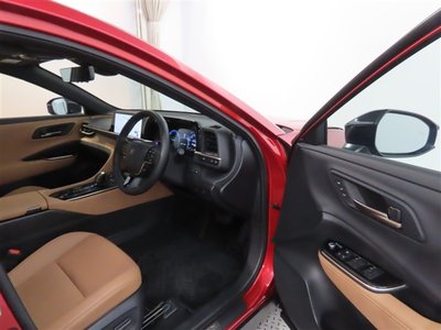 TOYOTA CROWN SPORT - 9