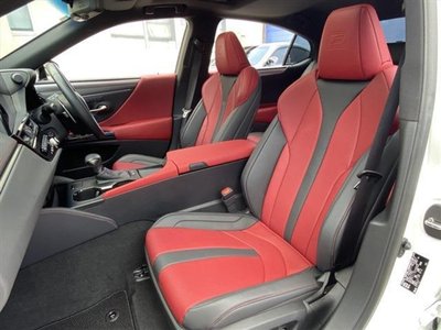 2024 Lexus ES — миниатюра 15