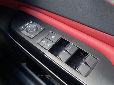 2024 Lexus ES — миниатюра 44
