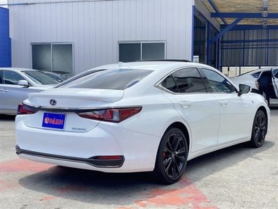 2024 Lexus ES 照片 8