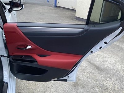 2024 Lexus ES — миниатюра 19
