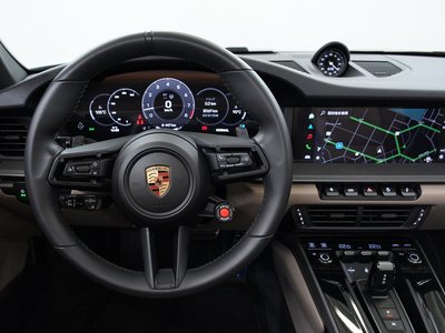 PORSCHE 911 - 8