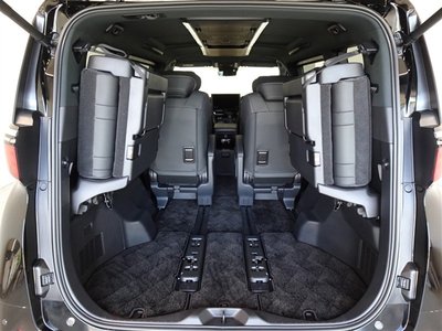 2025 Toyota ALPHARD 缩略图 22
