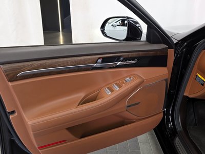 صورة مصغرة 14 لـ 2020 Genesis G90