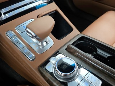 صورة مصغرة 12 لـ 2020 Genesis G90