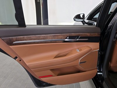 صورة مصغرة 15 لـ 2020 Genesis G90