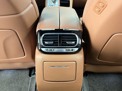 صورة مصغرة 31 لـ 2020 Genesis G90