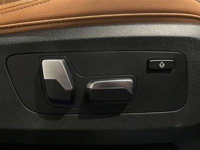 صورة 9 لـ 2019 BMW BMW