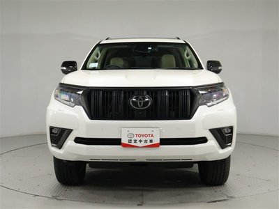 TOYOTA LAND CRUISER PRADO - 7