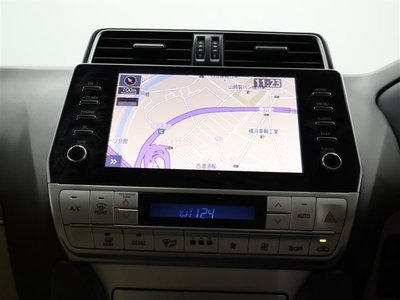 TOYOTA LAND CRUISER PRADO - 8