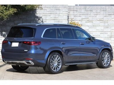 MERCEDES-BENZ GLS - 2