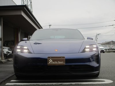 PORSCHE TAYCAN - 4