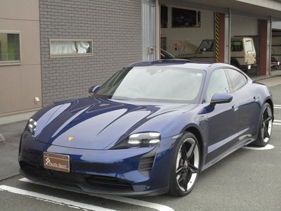 PORSCHE TAYCAN - 5