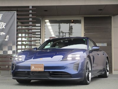 PORSCHE TAYCAN - 1