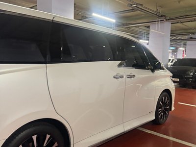 TOYOTA ALPHARD - 4