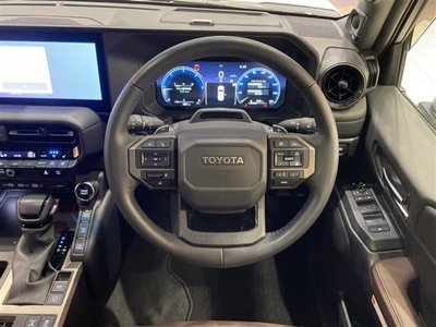TOYOTA LAND CRUISER 250 - 10
