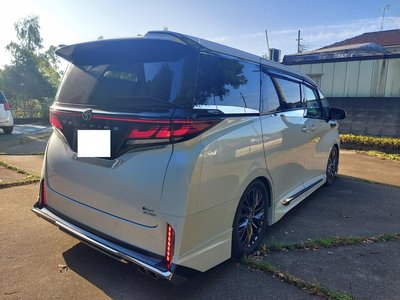 TOYOTA VELLFIRE - 3