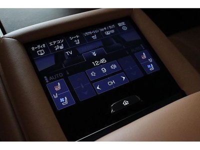 2017 Lexus LS — миниатюра 29