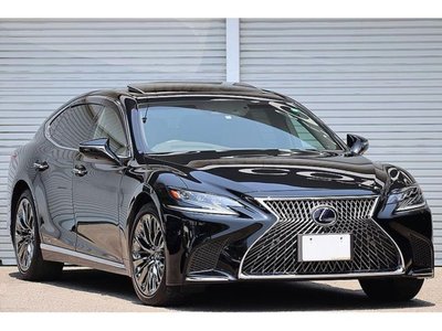 صورة 1 لـ 2017 Lexus LS