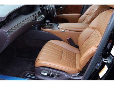 2017 Lexus LS — миниатюра 47