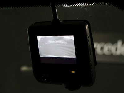 MERCEDES-BENZ GLB - 2