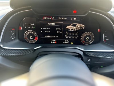 صورة 8 لـ 2021 AUDI R8