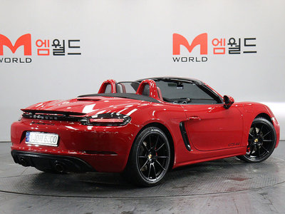 2021 Porsche 718 照片 3