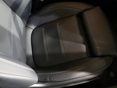 MERCEDES-BENZ CLA - 10