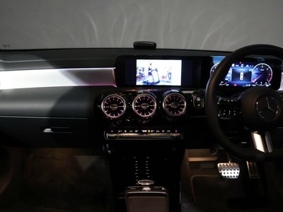 MERCEDES-BENZ CLA - 6