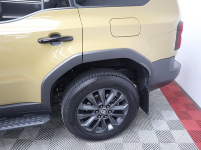 TOYOTA LAND CRUISER 250 - 10