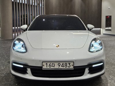 PORSCHE PANAMERA - 2