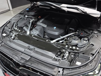 BMW 5 SERIES - 7