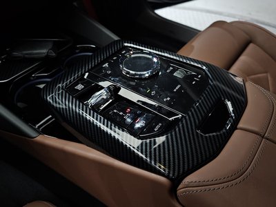 2025 BMW 5 SERIES — миниатюра 12