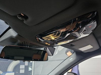 2025 BMW 5 SERIES — миниатюра 29